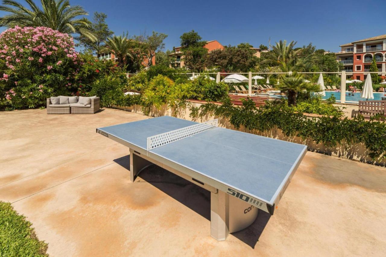 Résidence Pierre&Vacances Premium Les Calanques des Issambres Les Issambres Exterior foto