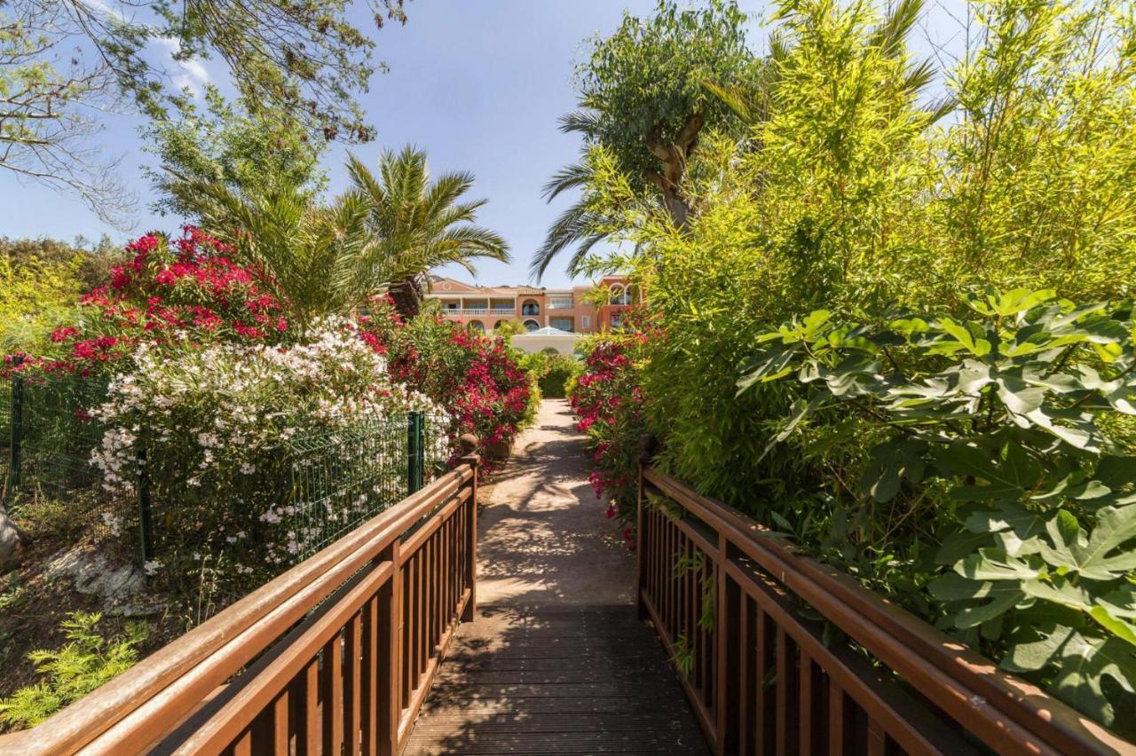 Résidence Pierre&Vacances Premium Les Calanques des Issambres Les Issambres Exterior foto