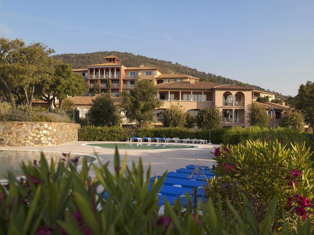Résidence Pierre&Vacances Premium Les Calanques des Issambres Les Issambres Exterior foto